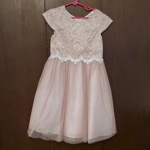 Girls dress